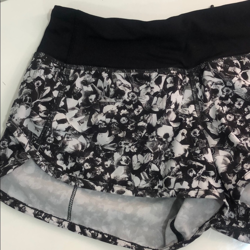 Size 2 lululemon shorts